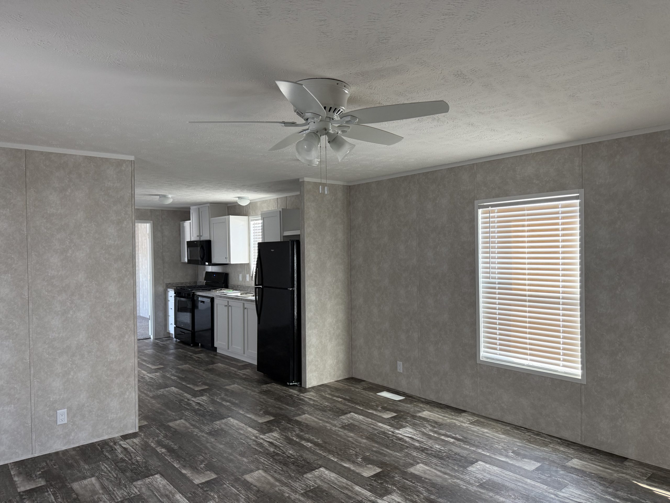 Lot 76 inside 2
